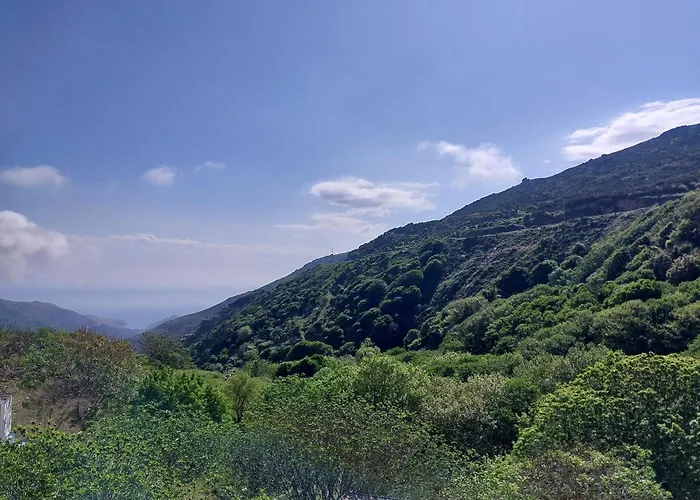 Stone House Near Achla River 度假居