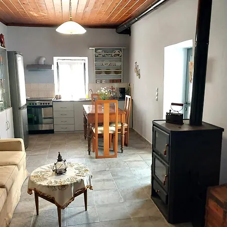 Holiday home Stone House Near Achla River