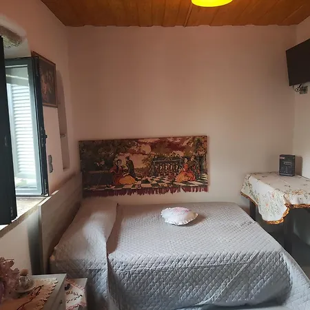 Stone House Near Achla River Ándros