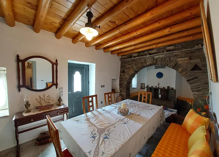 Vakantiehuis Stone House Near Achla River