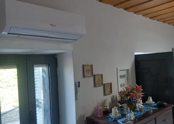 Vakantiehuis Stone House Near Achla River